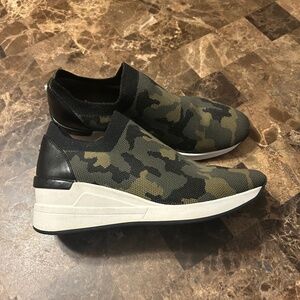 Steve Madden Camo Sneakers